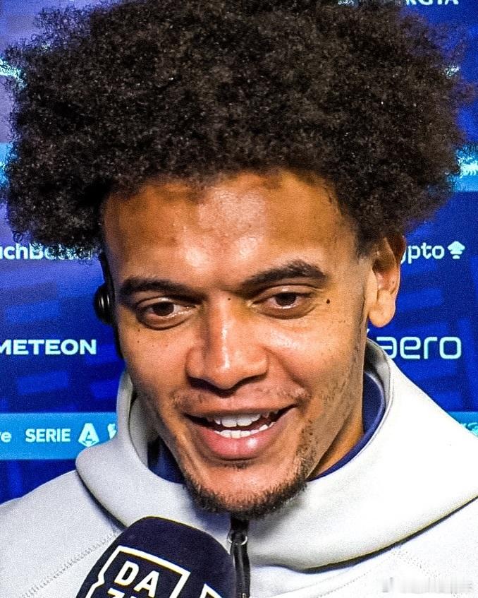 阿坎吉：如果能在效力国际米兰首个赛季就赢得双冠将是不可思议的成就，我们正全力冲击