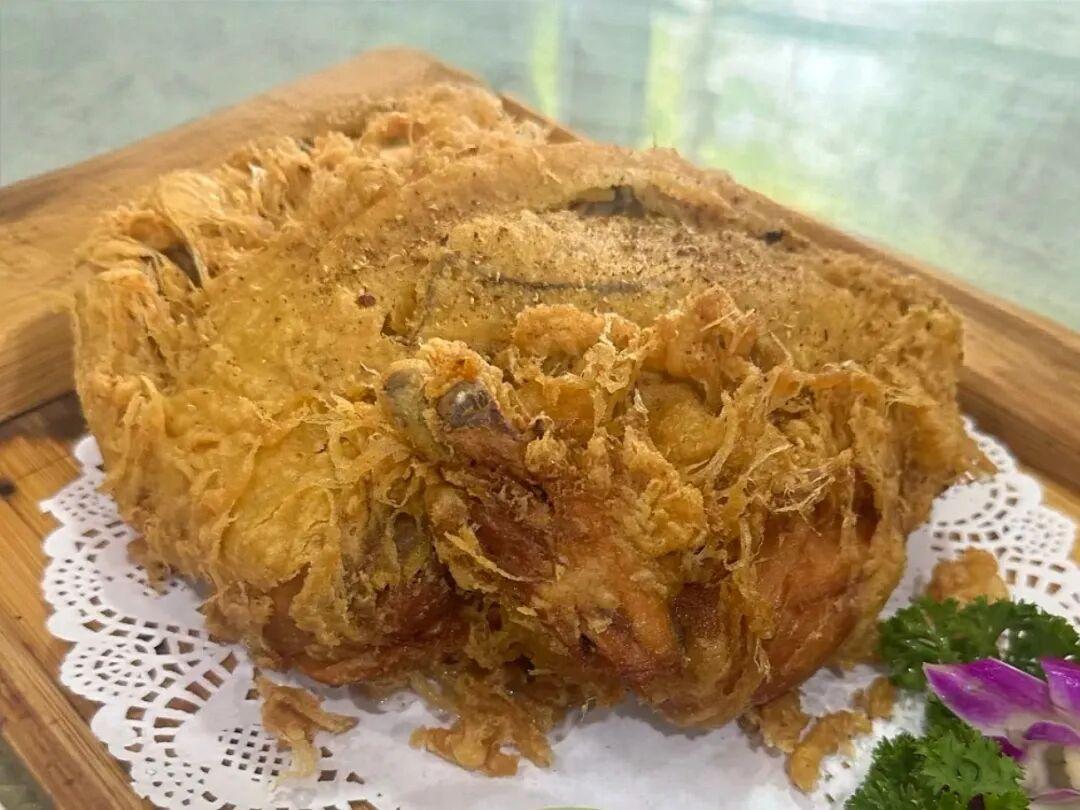 群英饭店葫芦鸡

群英饭店的葫芦鸡是我老婆的最爱，过一段时间，我们就要专门吃一次