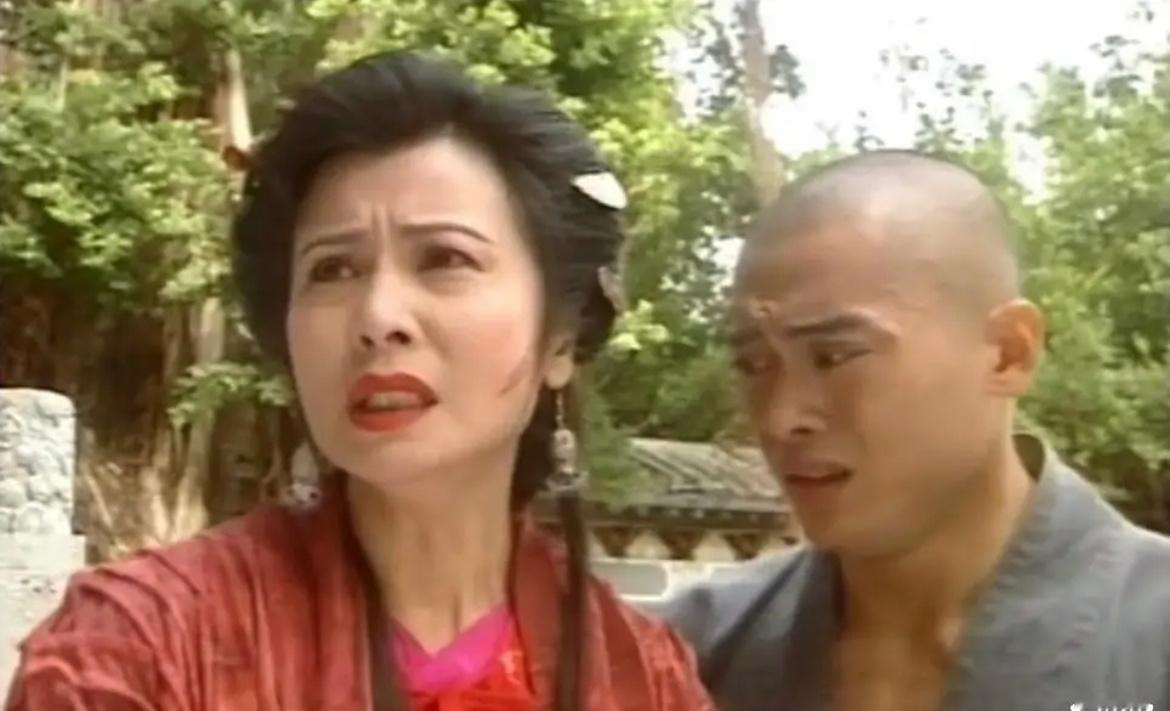 释永信育有私生子话说上次少林寺出事，还是北宋时期，方丈和叶二娘生了个虚竹…… ​