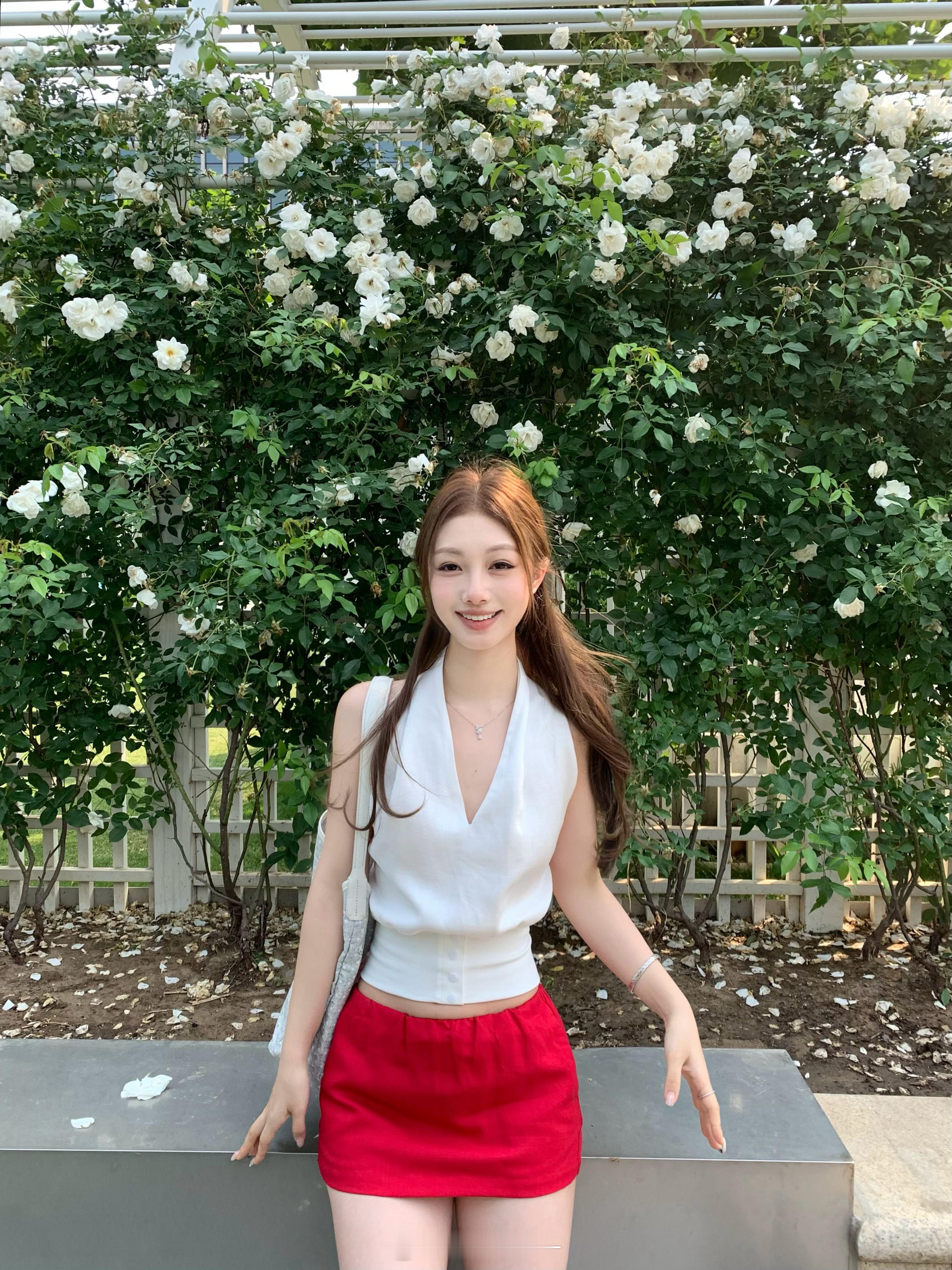 🌹🌼我滴私服款露背挂脖背心！zp揪一个穿🙋建议大家人手一件！天丝亚麻面料巨