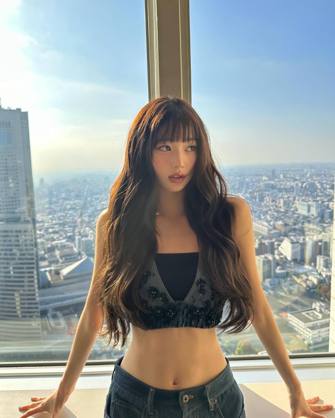 #张元英腰背线条##张元英窗前随拍# 我的天啊，张元英[憧憬] ​ ​​​