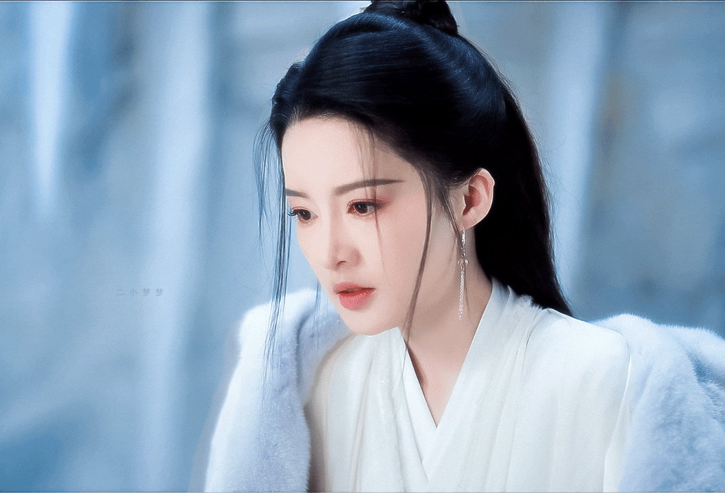 李沁｜薛紫夜眉间落雪，眼底存光。🧊李沁刘雪梅