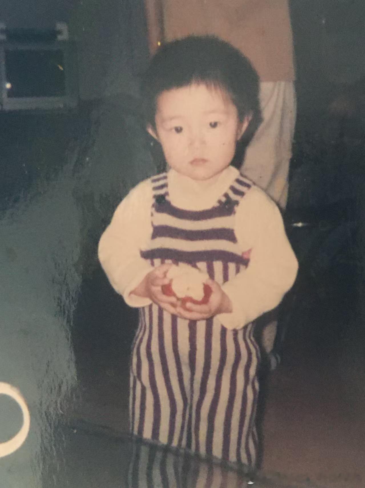 哦哦哦我也到王一博拍陈情令的年纪了 ​​​
