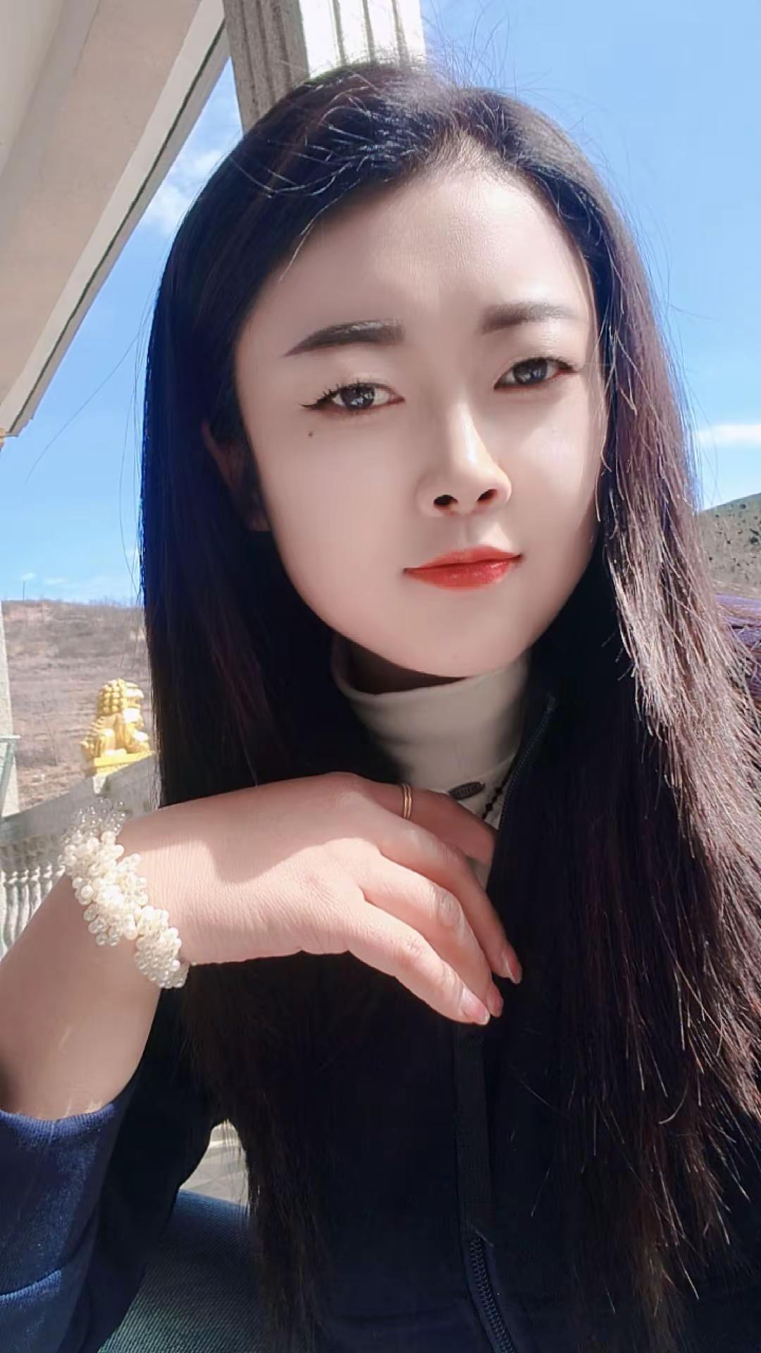 阳光正好 高冷甜系女孩