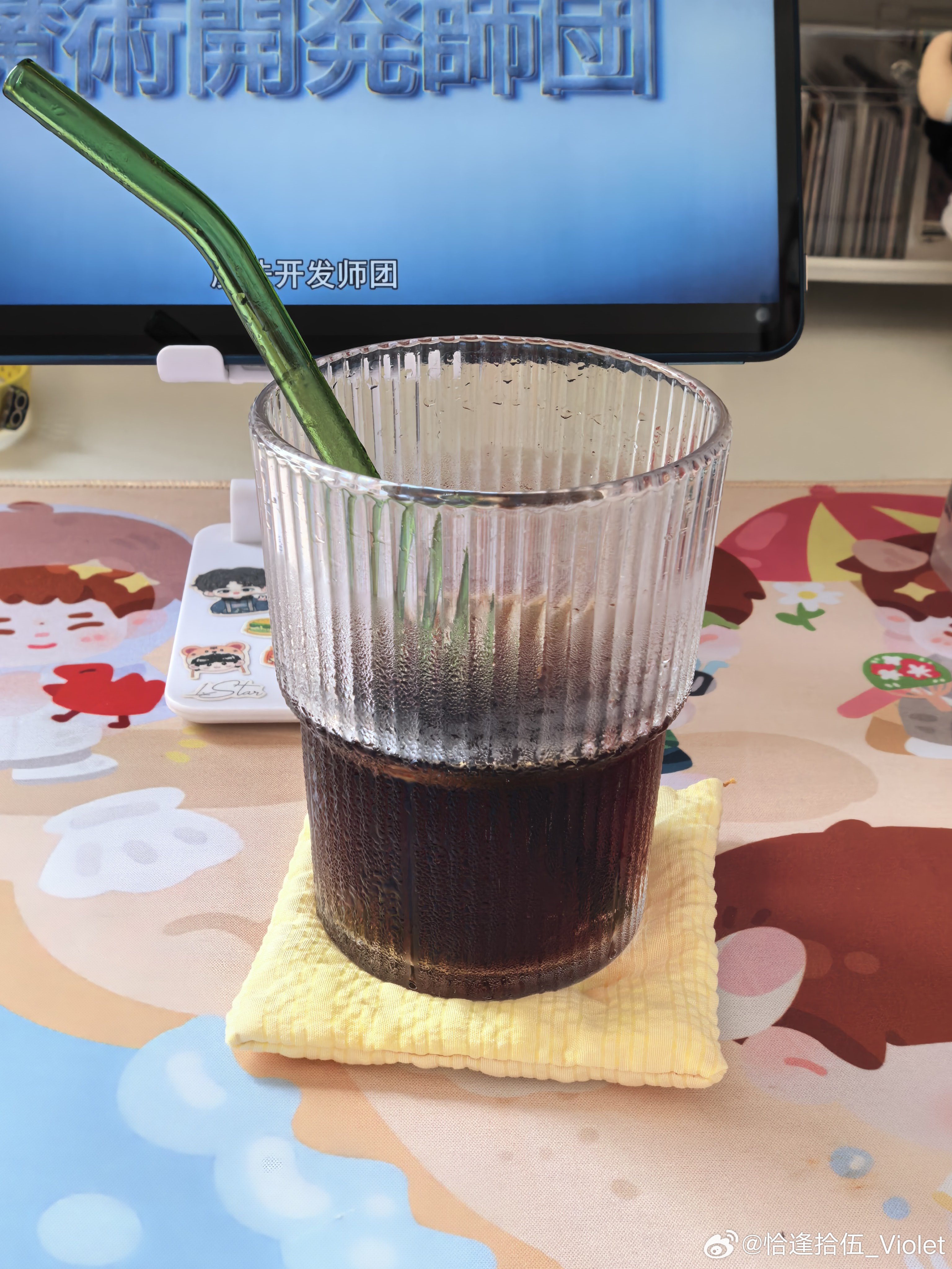 没事就爱干点小手工 缝了一个杯垫 再也不用担心💧弄湿桌子了 还给我即将到家的l