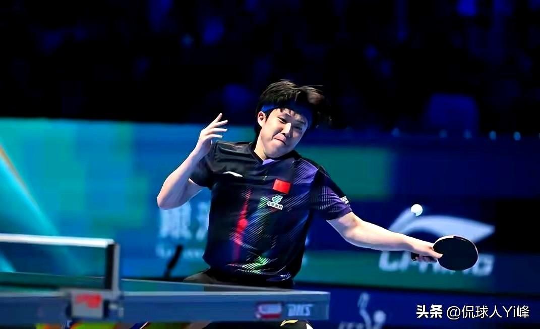 看着大头（王楚钦）和莎莎（孙颖莎）双双登顶，我这心里比自己拿奖还热乎。
1210