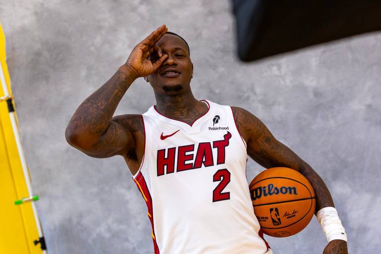 Anthony Chiang：NBA球队通过裁员并延伸球员合同来为新赛季腾出薪资