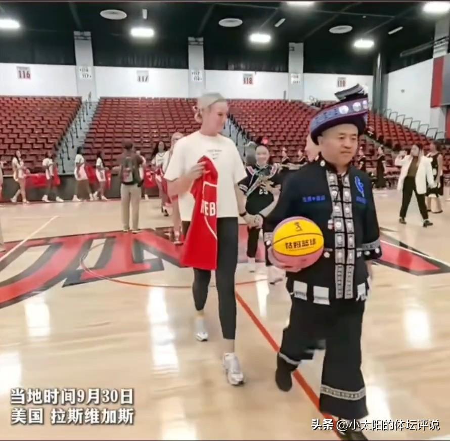 如果足球取消了越位，篮球取消了走步的话，会不使足球，篮球更流畅呢？苗寨姑妈篮球 