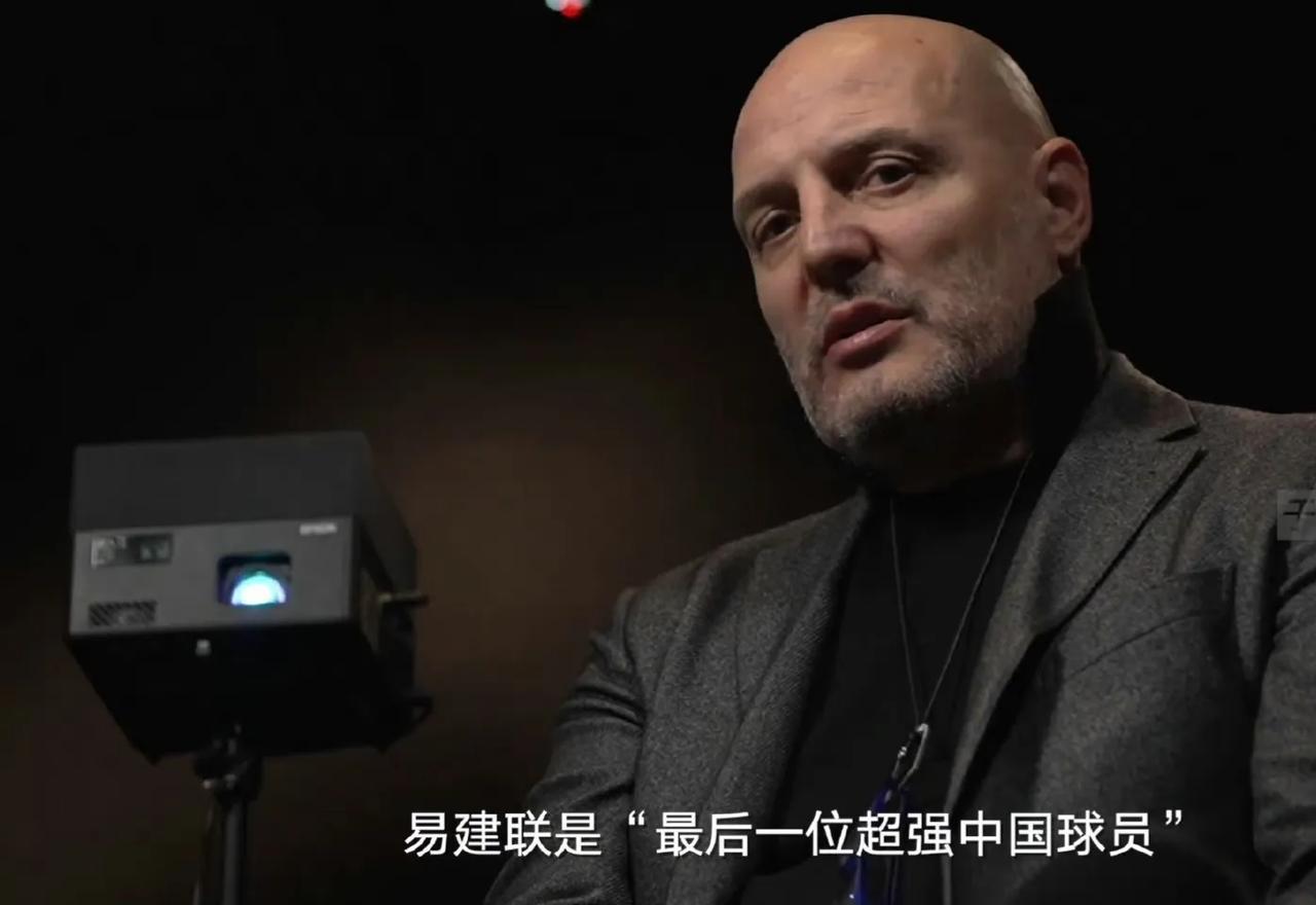 乔尔杰维奇病急乱投医，开始抱易建联大腿但为时已晚。

乔尔杰维奇在采访中说易建联