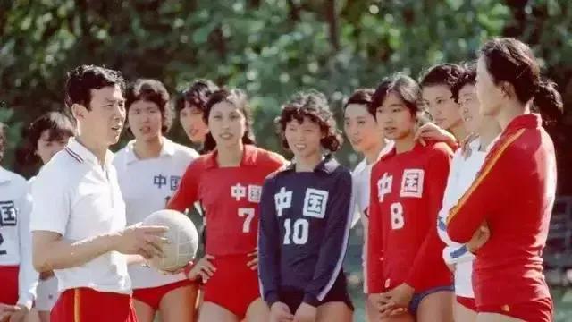 我心目中最佳中国女排主教练

第1名——袁伟民 

执教年份（1976-1984