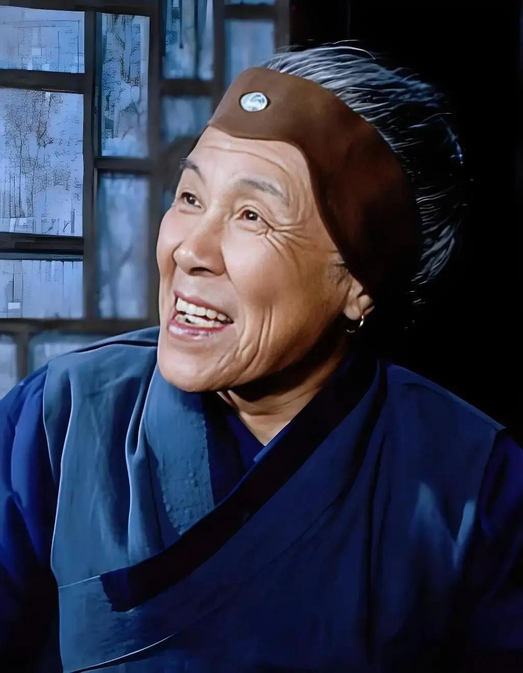 87版《红楼梦》里那位最接地气的刘姥姥，95岁在睡梦里走了，没病没灾，比贾府里那