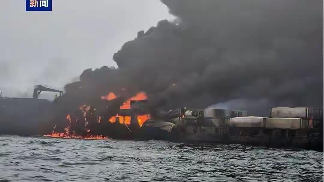 美国炸毁伊朗的一艘军舰。印度为什么一句话也不说？用中国人的话说，印度最起码要放个