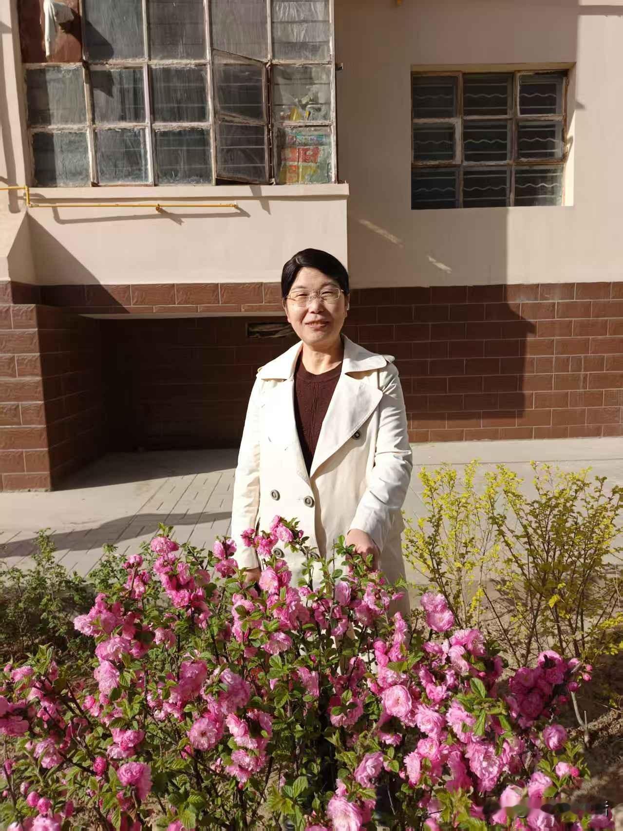 这么多年习惯了，只要有空，就在这儿写点东西，记录一下自己的生活。内心深处有太多的