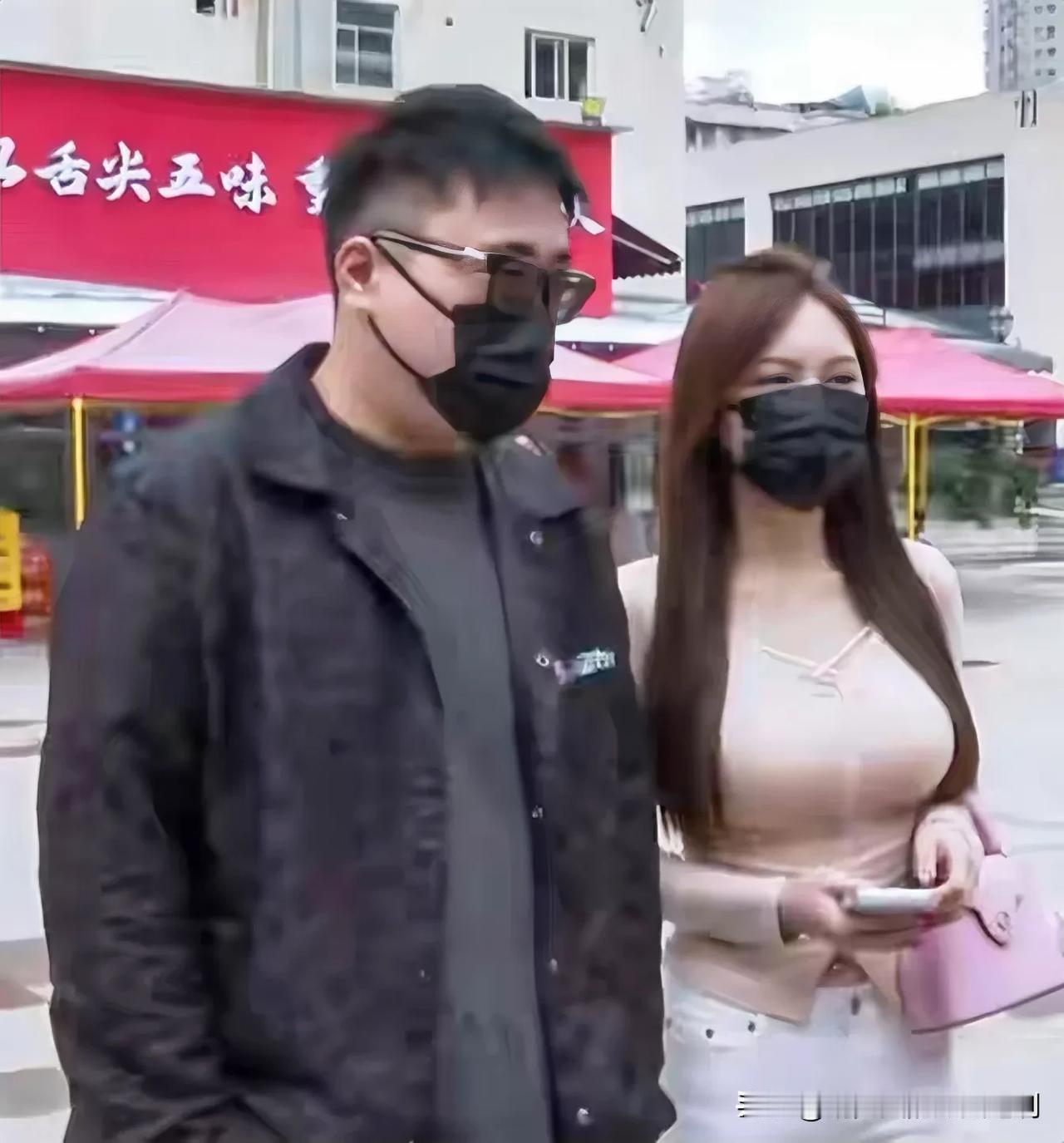 重庆江北区，男子把做生意赚的200多万积蓄，交给女朋友进行保管。结果女朋友把这些