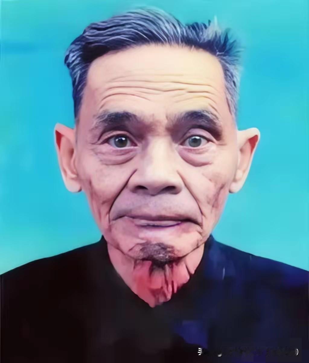 1988年两岸开放探亲的厦门码头，谁能想到那个穿旧棉衣、拎布包的“叶依奎”，竟是