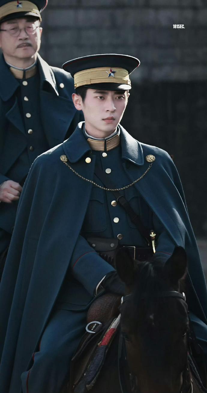 丞磊虞昶轩民国戏白月光级别 救命！✨ 丞磊把虞昶轩演成了民国白月光天花板，太惊艳