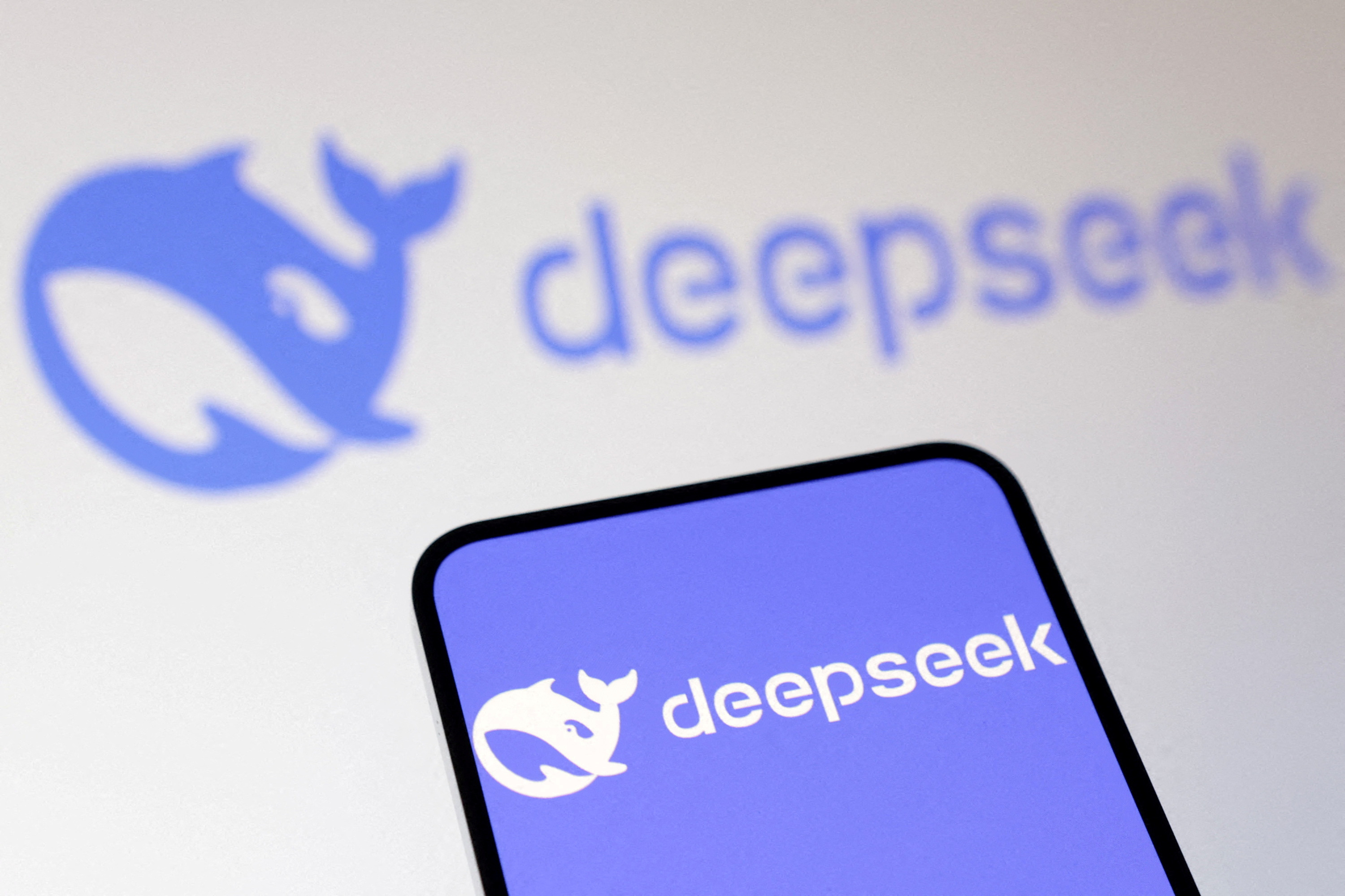 【德媒：#DeepSeek成就凸显美国科技制裁失败#】据德国之声电台网站2月1日