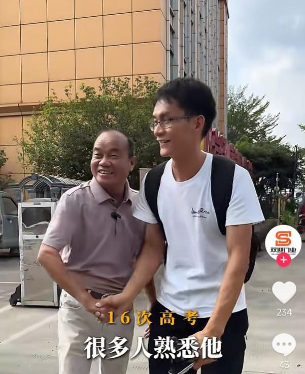 真是想不到！广西防城港，唐尚珺掏出33万在农村给78岁的老母亲盖了一栋三层毛坯房
