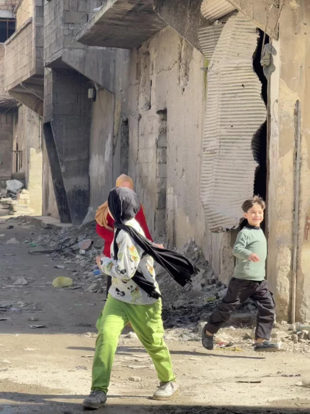 子弹飞多久才会变成白鸽我想 和平的信鸽终将穿过硝烟抵达每一个国度！伊朗做了一件史