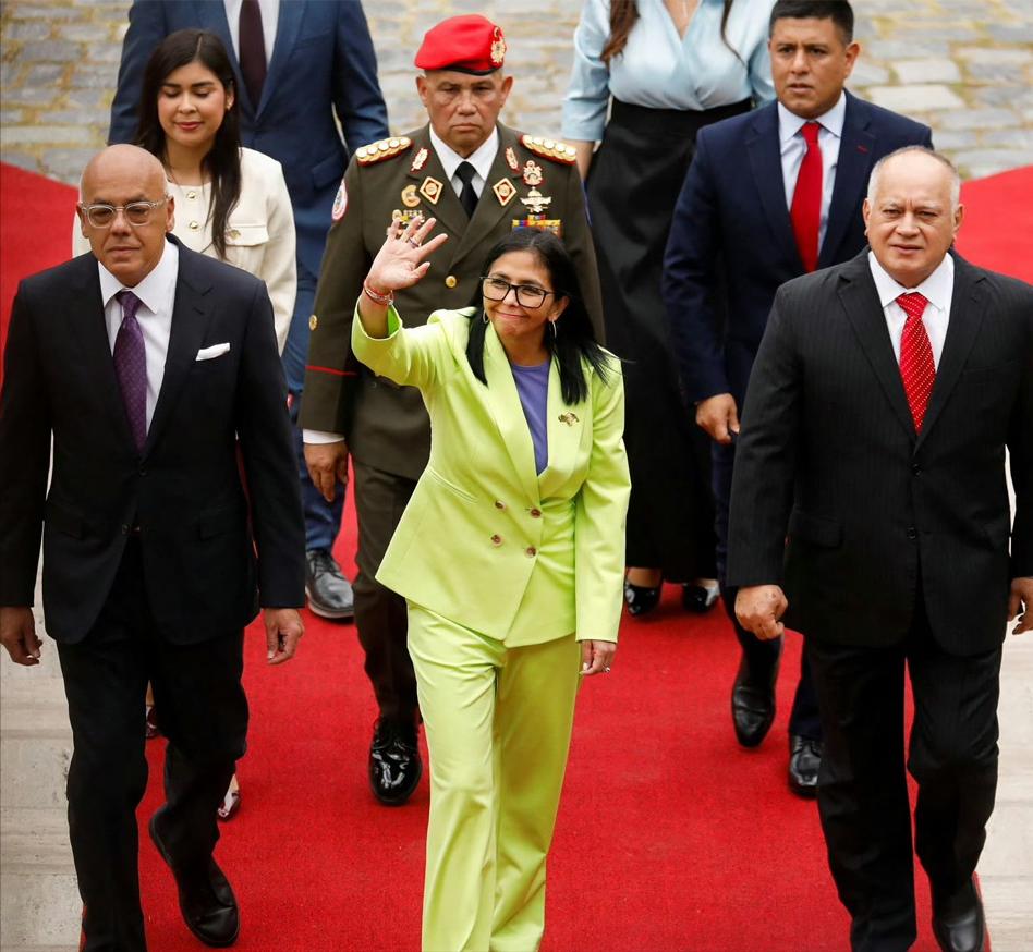 万万没想到啊！马杜罗竟然被自己的副总统出卖了。英国《卫报》在最新的报道中披露，早