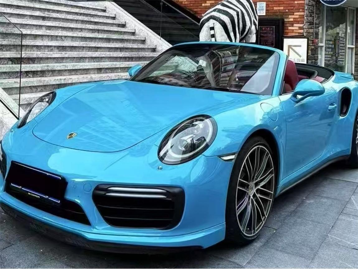 保时捷 911 Turbo Cabriolet迈阿密蓝/波尔多红 2018年05