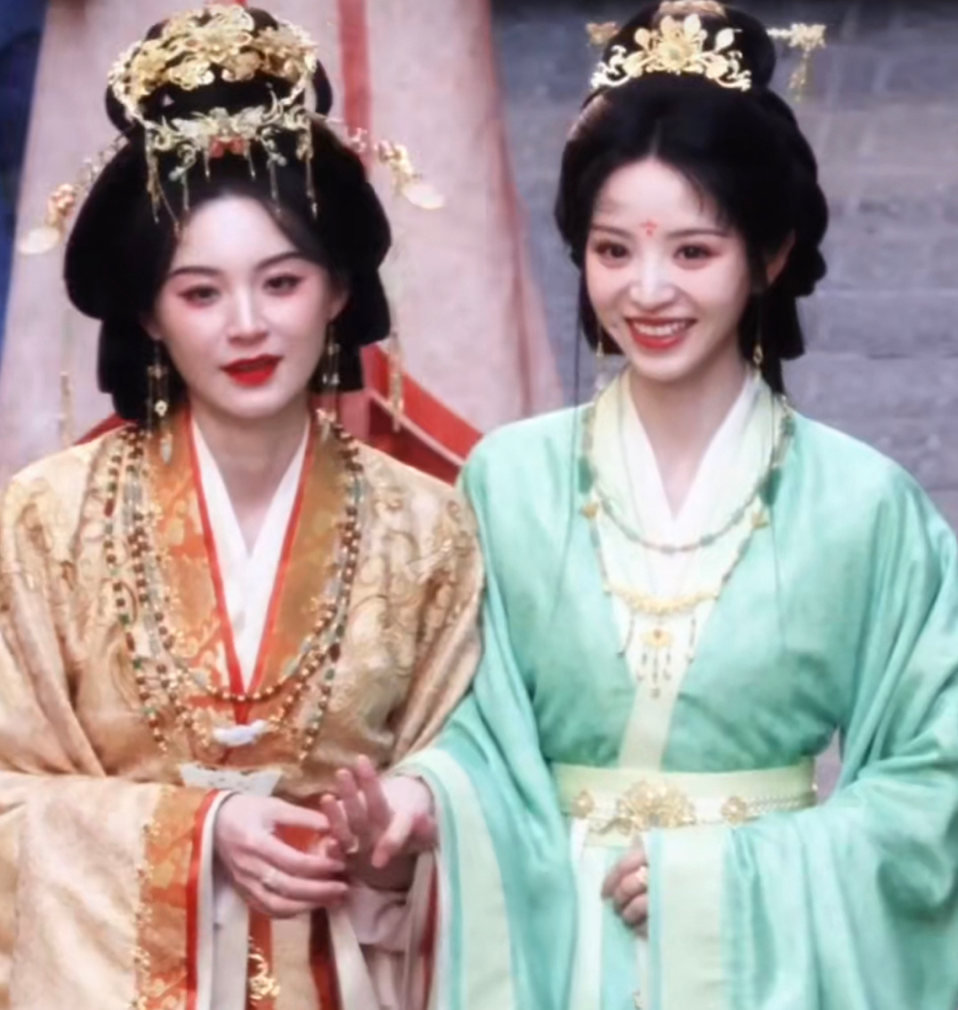 田曦薇《嫁金钗》魏娆路透，这对母女一看就是宫斗冠军的资质！！