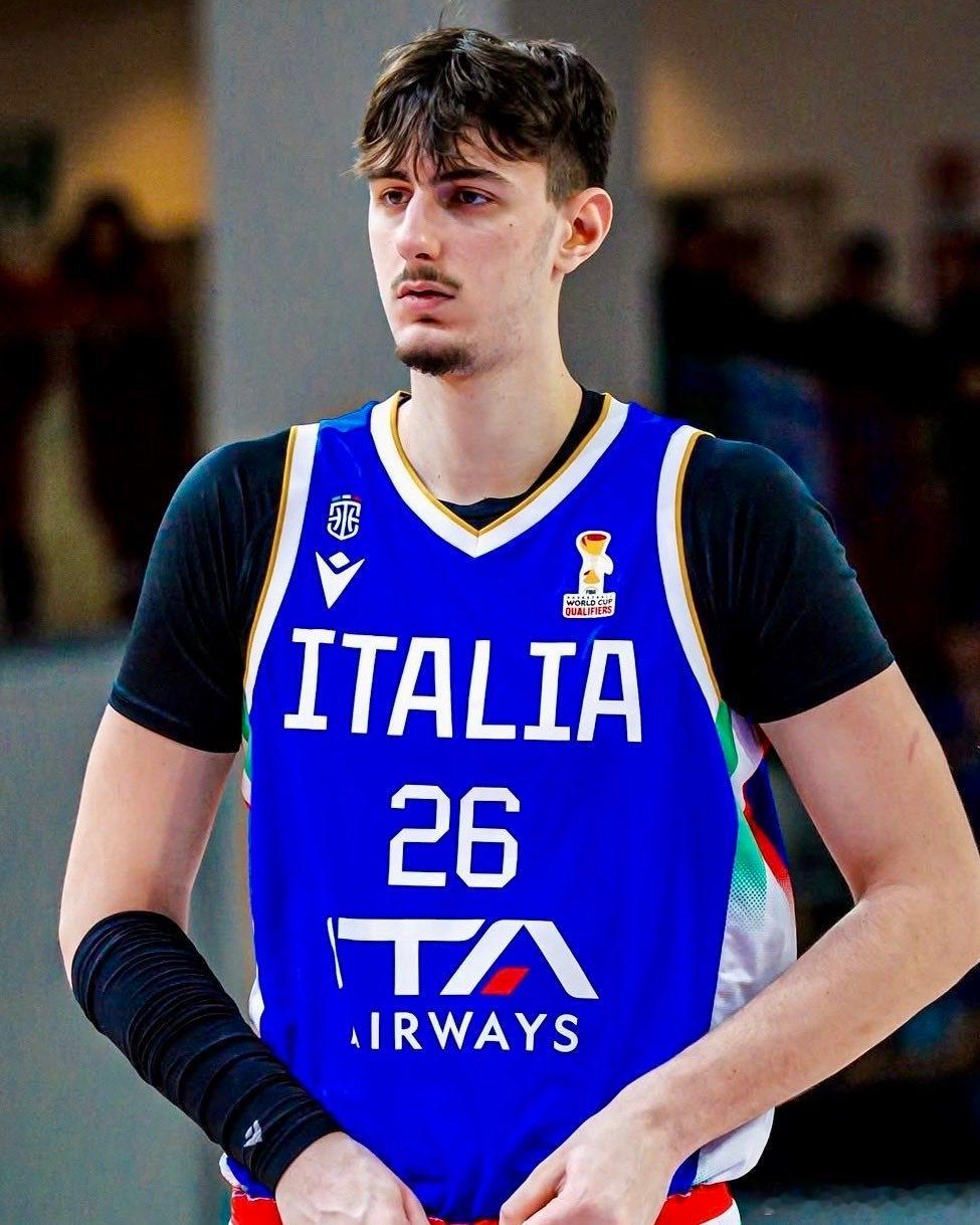 Luigi Suigo measured in at 7’2 ¾” barefo