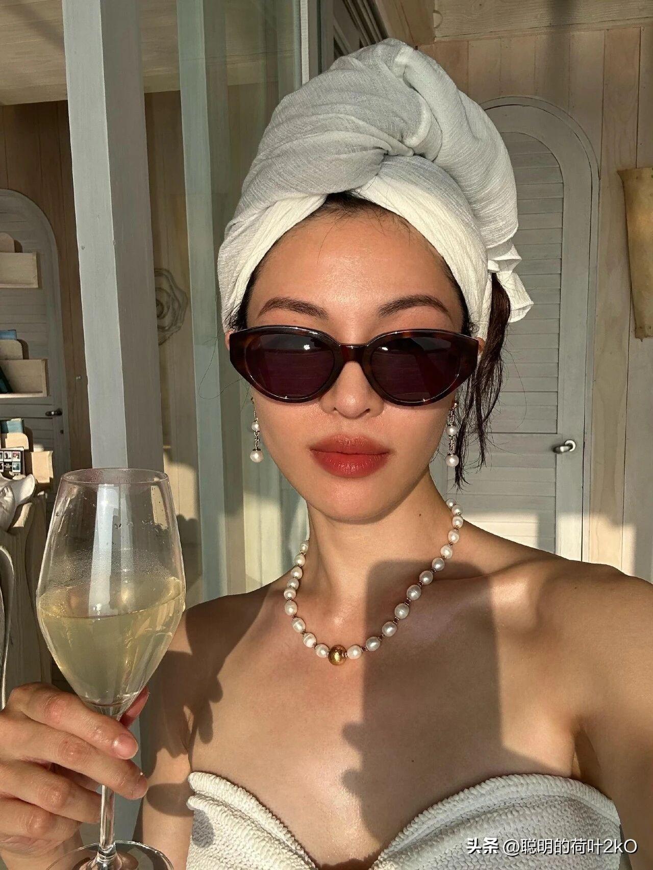 钟楚曦休闲度假魅力美图