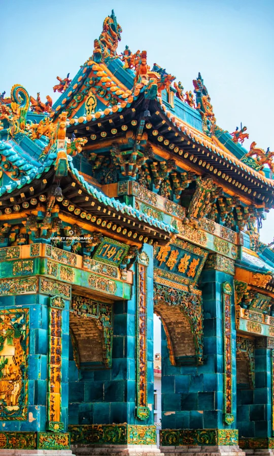 满屏暴击❗️我国唯一通体琉璃的牌坊美绝了