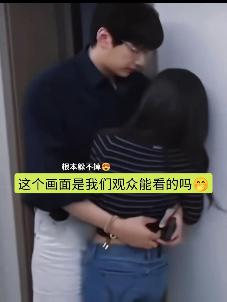我都在想，节目组是不是押错宝了，现在疯狂加更周柳。一直以为《半熟恋人5》已经彻底