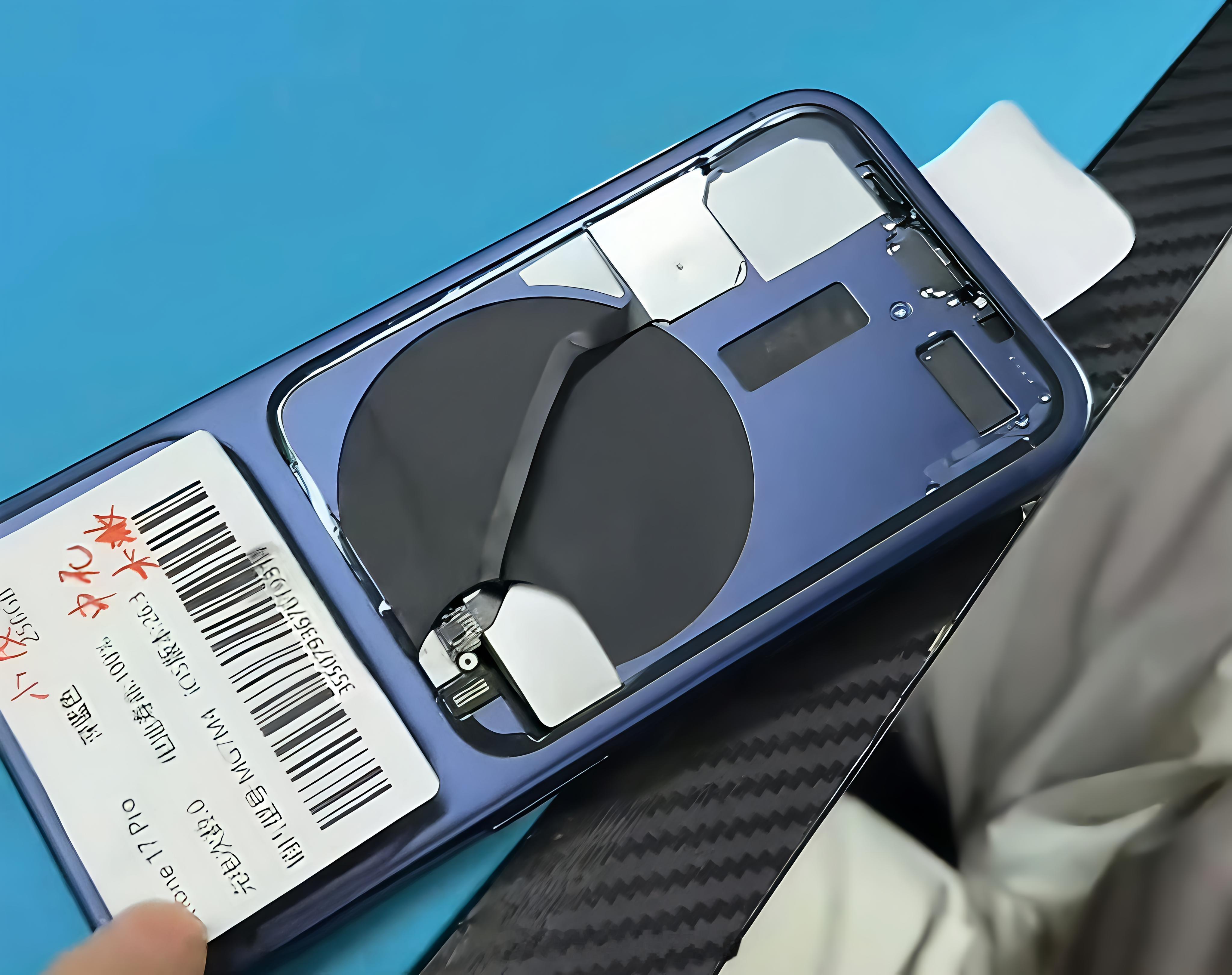 华强北iPhone17Pro激光改卡槽华强北“激光改卡”又整活了！针对美版iPh