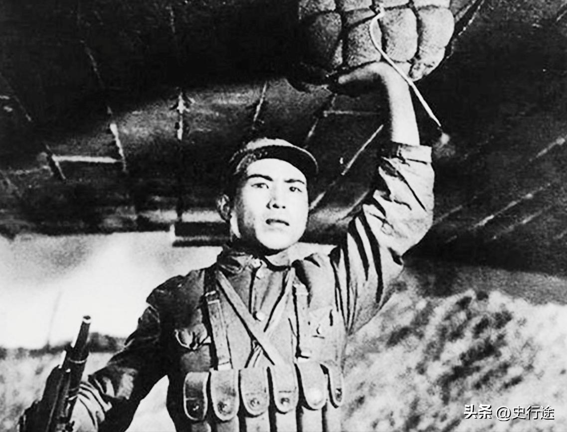 董存瑞19岁牺牲时，已结婚4年，妻子为他守孝3年，后来如何了？


很多人记住董