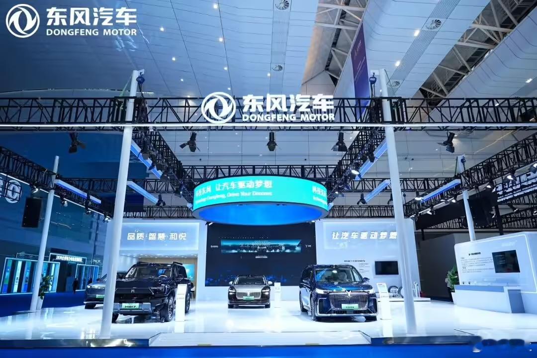 东风汽车自主研发的新一代固态电池备受瞩目，其能量密度高达 350Wh/kg，不仅