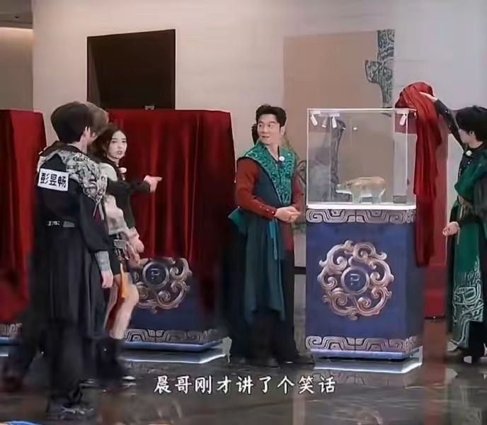 也是开了眼，内娱出现第一个节目内涵网友的综艺。 