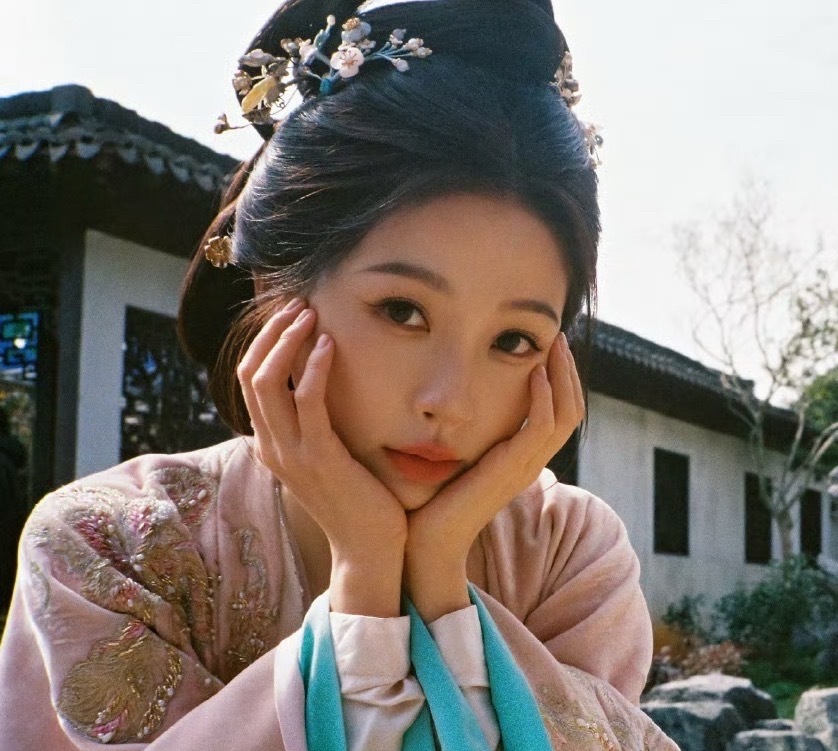 云初主母在我眼里就是kitty来的 