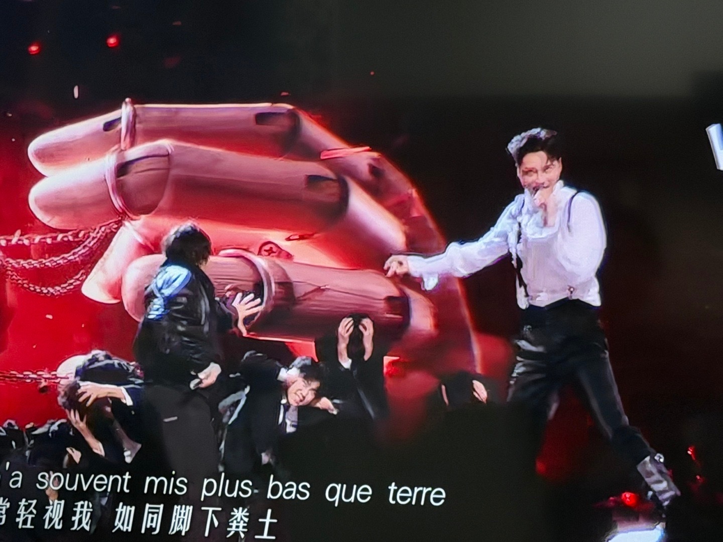 就这样看科莫和阿云嘎