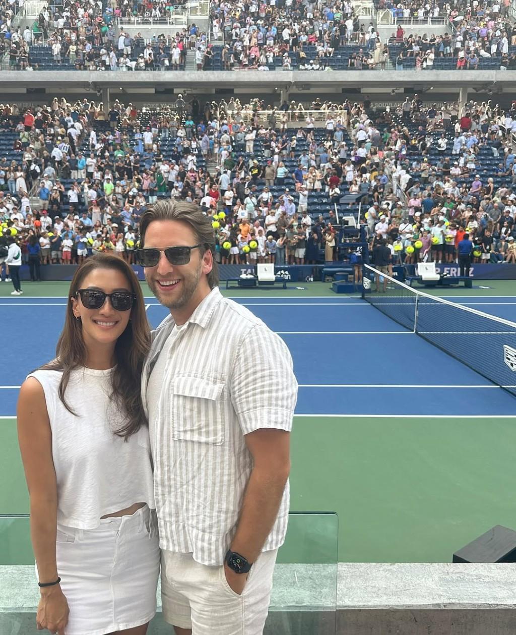 谢霆锋的妹妹谢婷婷，退圈后活得比当明星还精彩。
43岁的她，近日再拿下一个加拿大