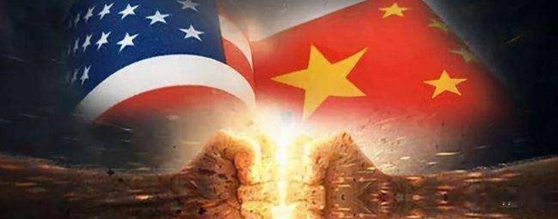 很多人天天盼着老美像当年的苏联一样自己解体，觉得他们现在不敢跟咱们动手是怕了。别