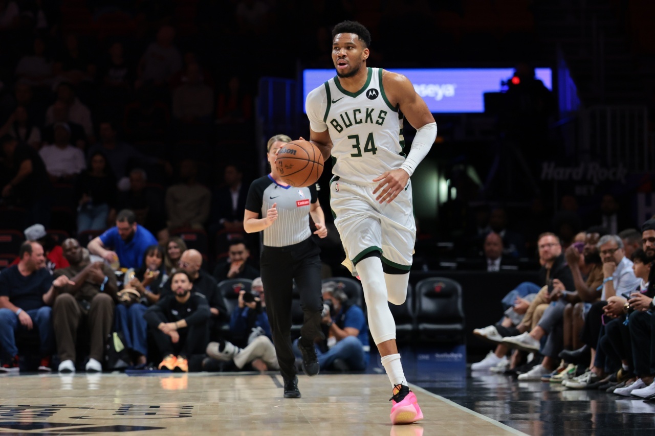 Sam Amick报道，联盟中的许多人，持续相信字母哥会加盟热火。nba总决赛