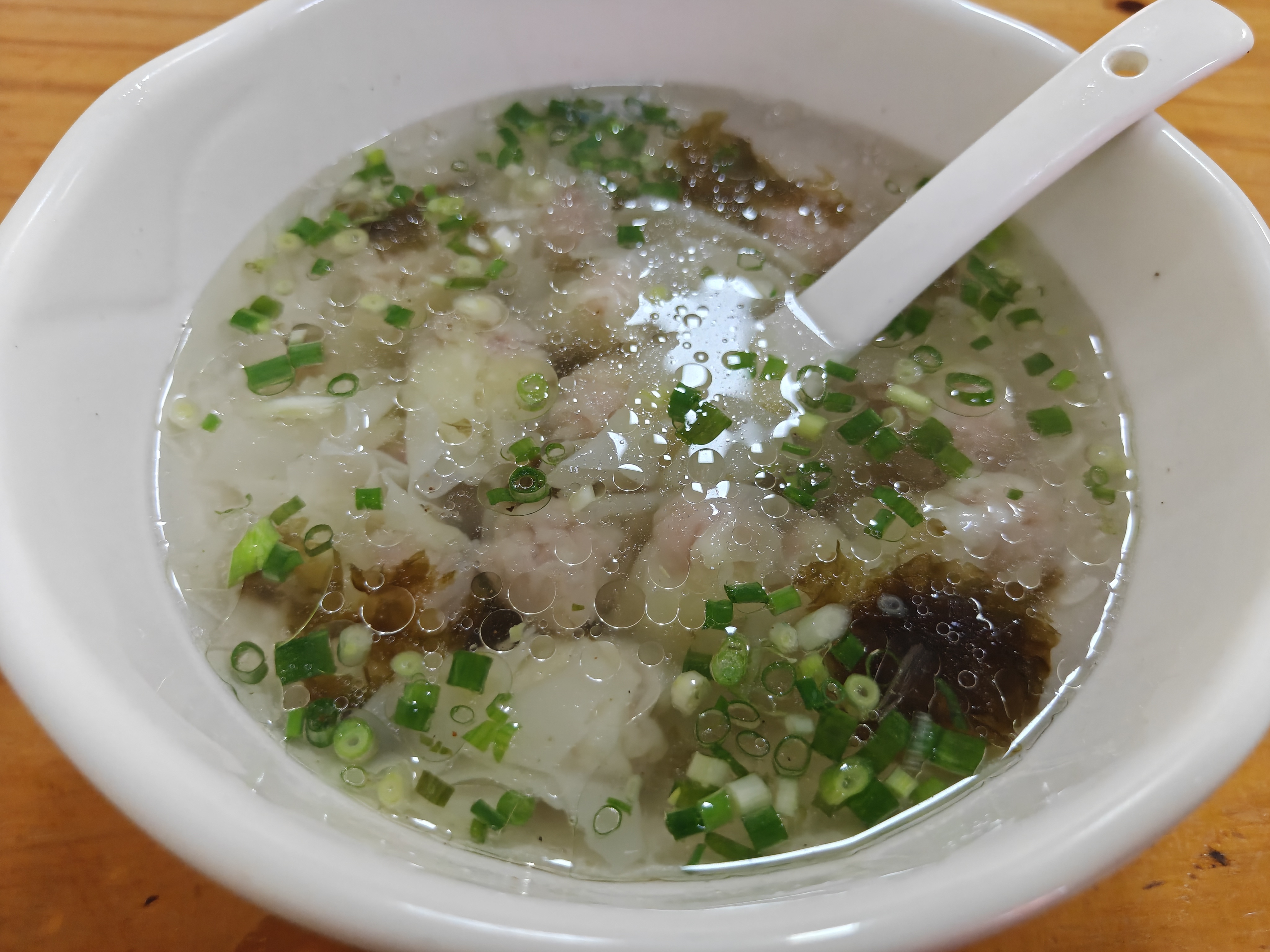 早，今天吃鲜肉馄饨，7元 