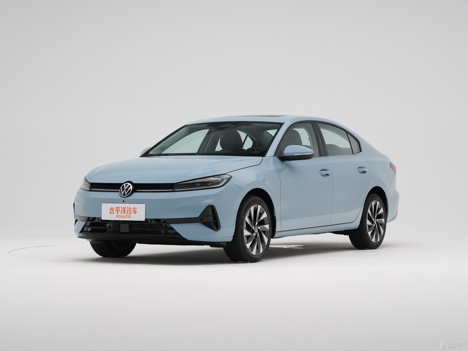 一汽-大众全新速腾S首发亮相 预计今年3月正式上市