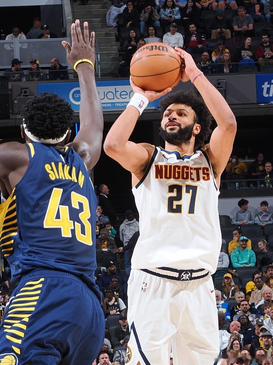 贾马尔-穆雷轰下52分！25中19的超高效率🤯🤯 