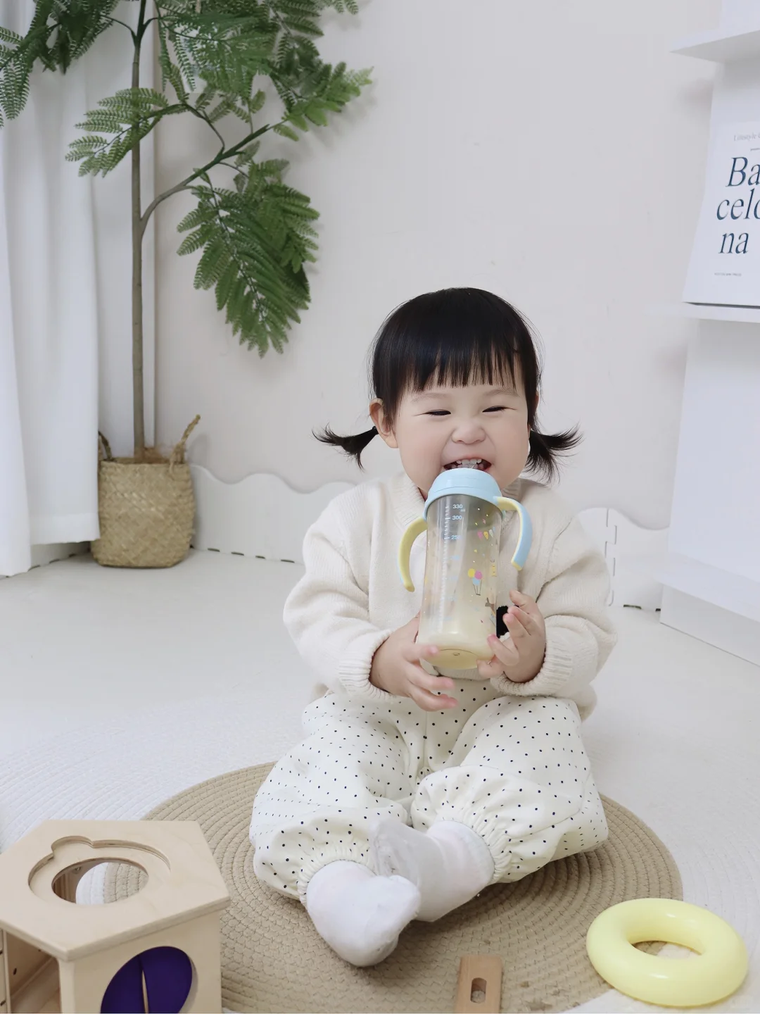 乖乖喝neinei的乖宝宝