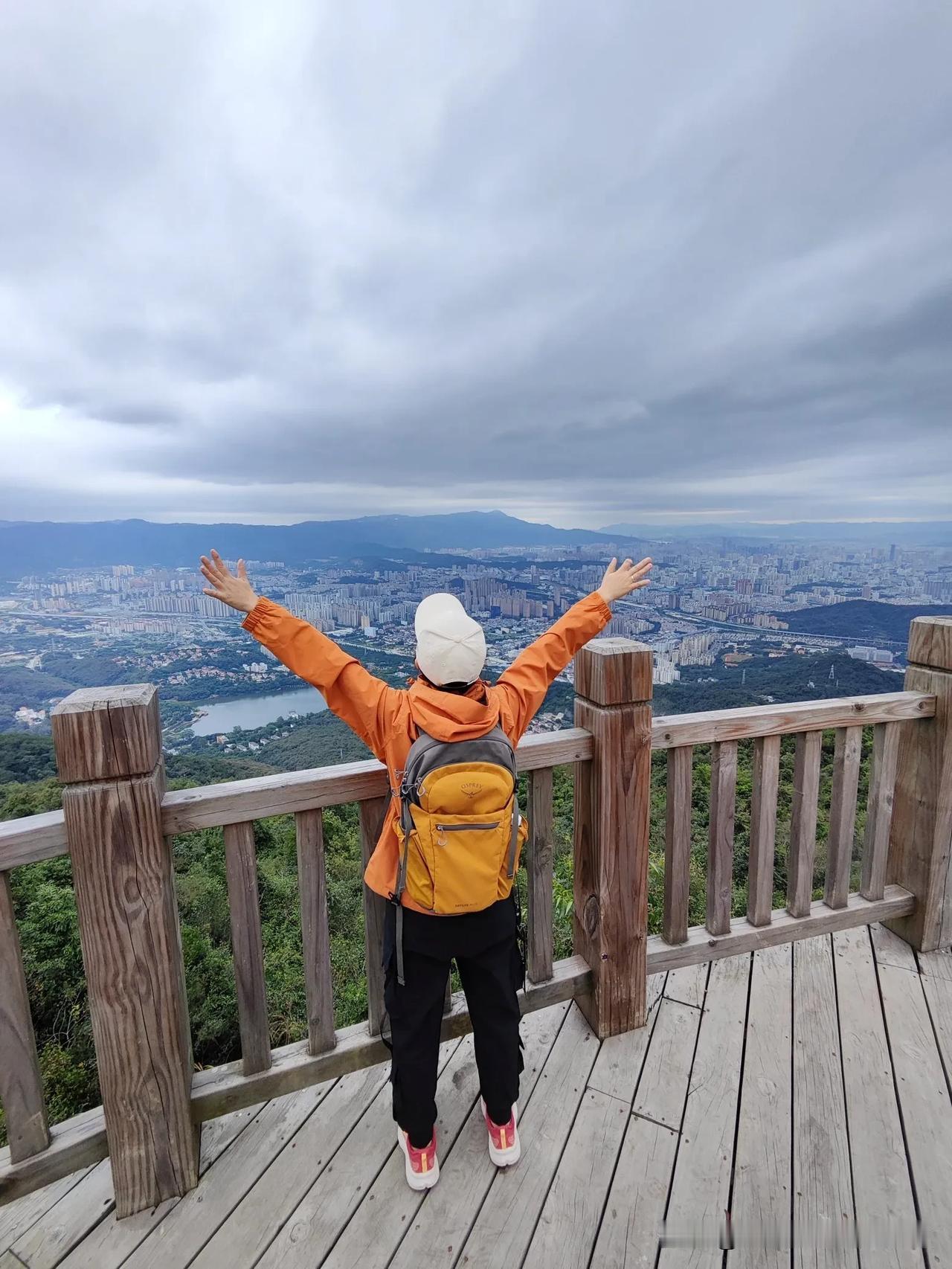 升山寺-湖顶山应该算是福州很好爬的山之一吧！
路程不长，都在树林里，不晒太阳🌞