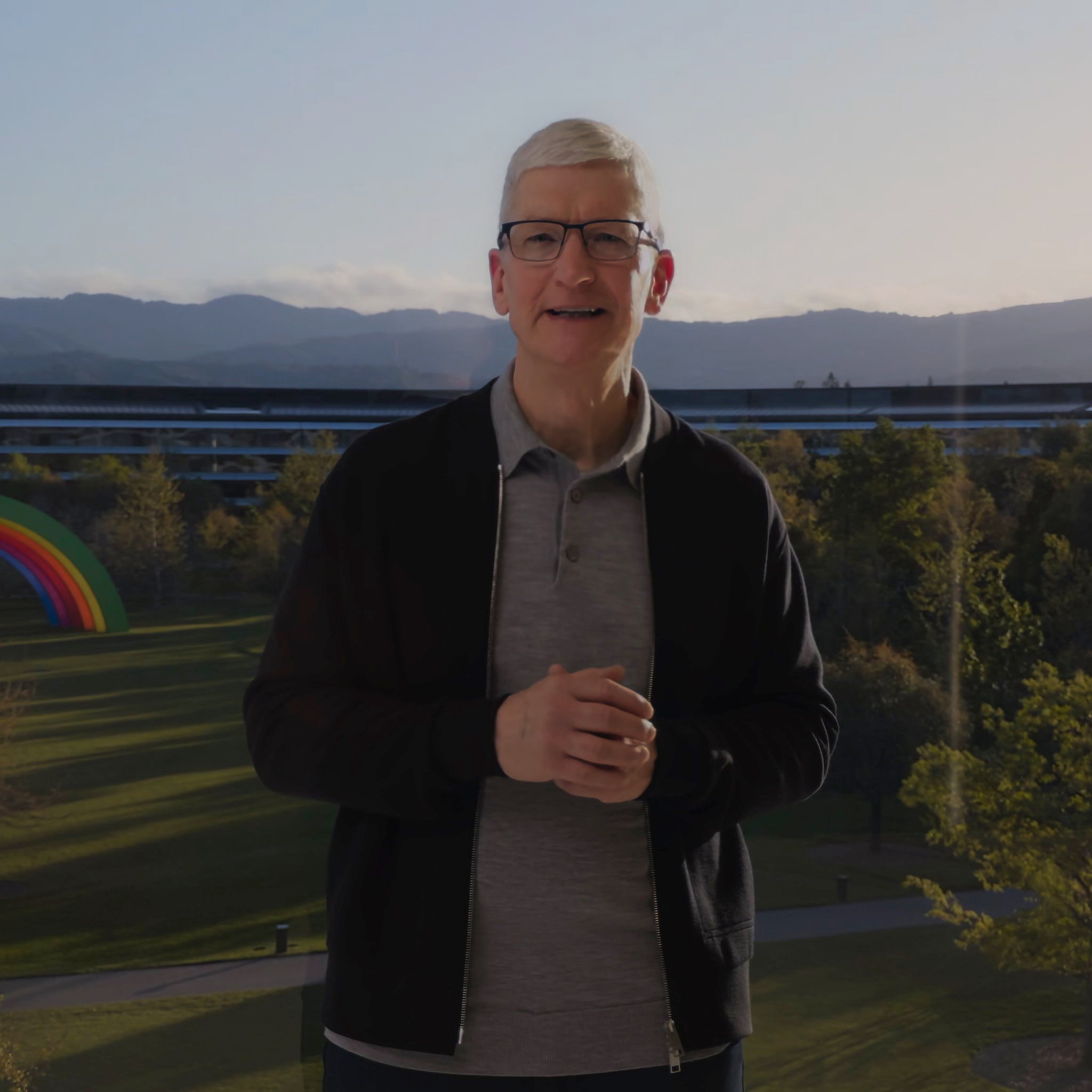 Tim Cook最快将于2026年卸任Apple CEO，目前最热门传闻的继任者