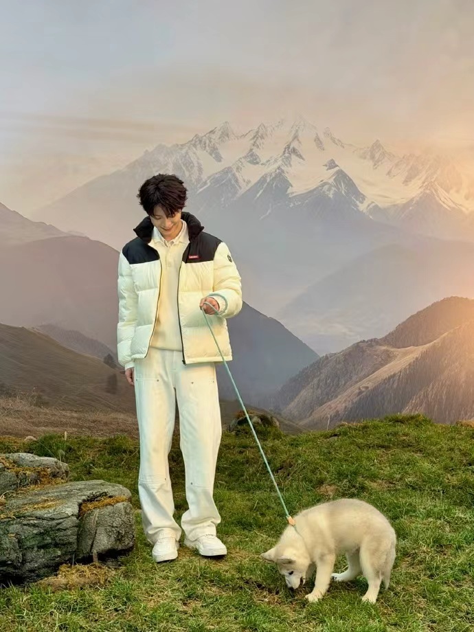 梓渝暖冬氛围梓渝掉落一组拍摄live  梓渝掉落一组拍摄live，梓渝暖冬氛围，