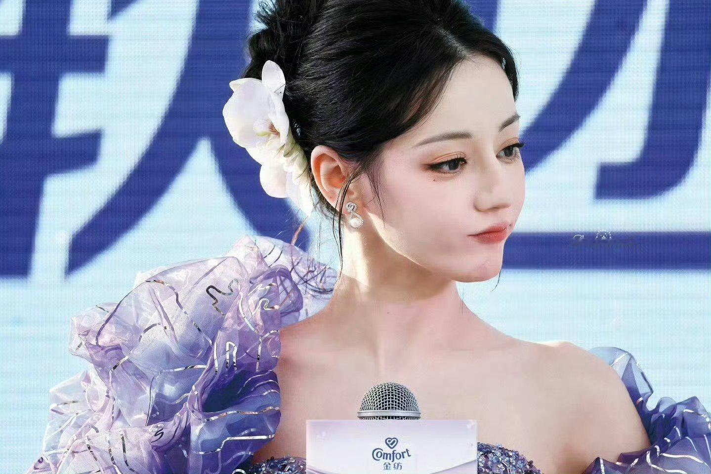 迪丽热巴好甜的宝贝～