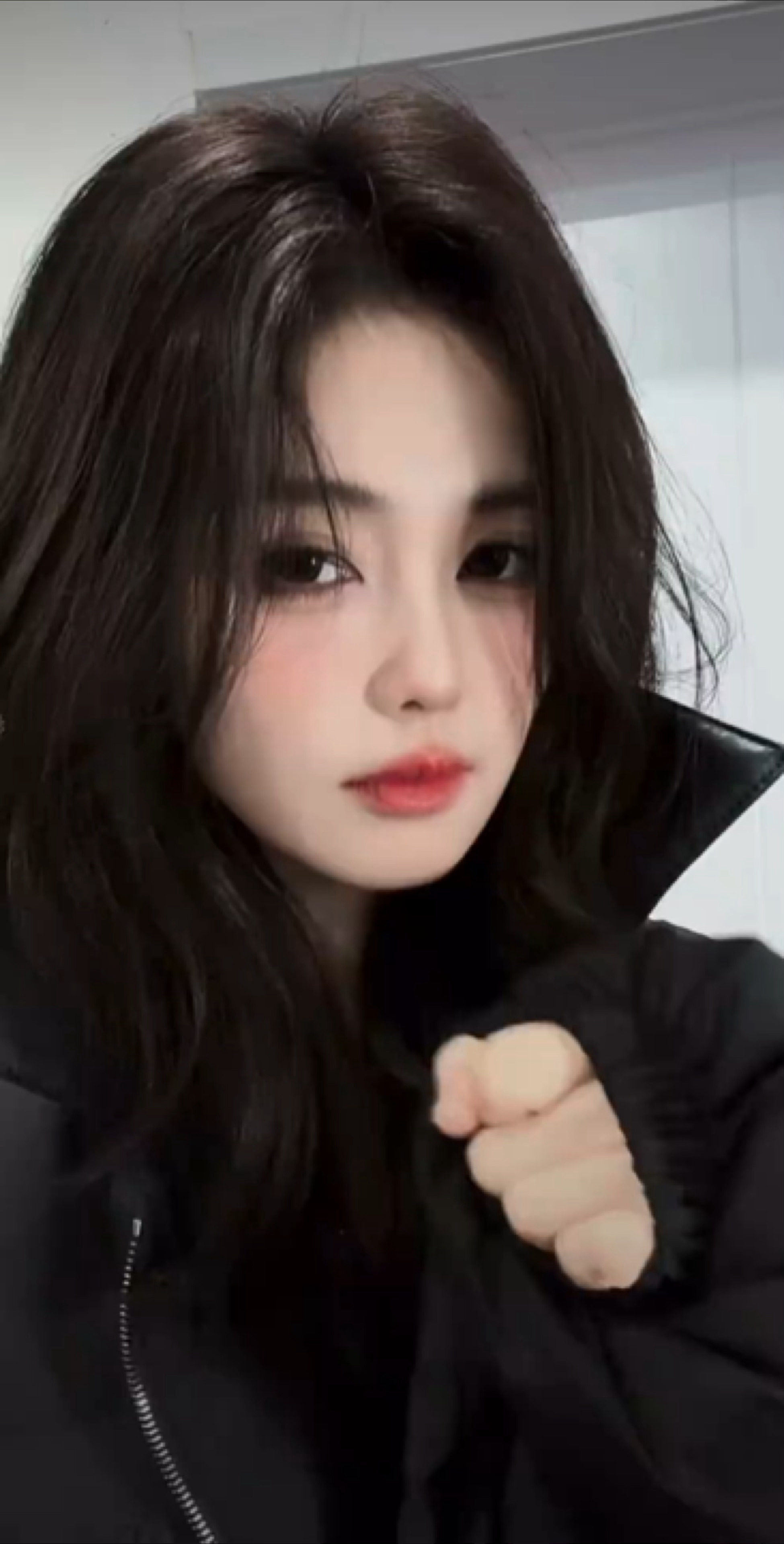 白鹿抖日常更新，又帅又萌 白鹿把孩子塞到王鹤棣怀里肖战白鹿白敬亭 谁说内娱没有齐