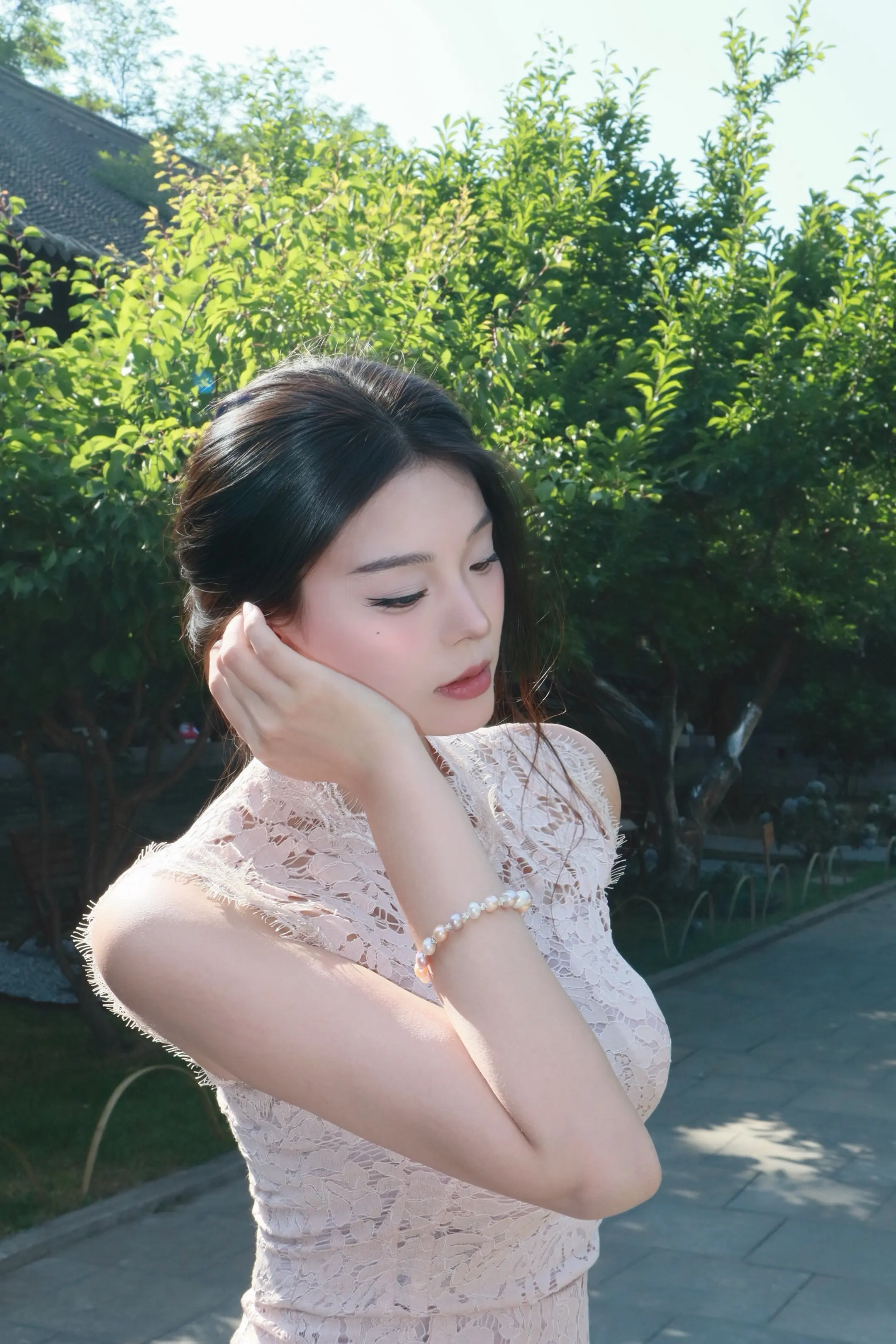 遇见你之后，突然明白了歌词里“你不在我身边却占据我世界”
