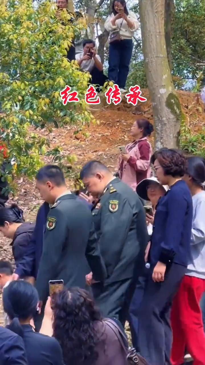 红色传承。